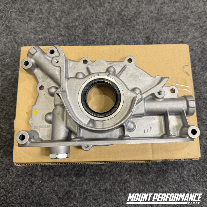 GENUINE NISSAN N1 RB OIL PUMP