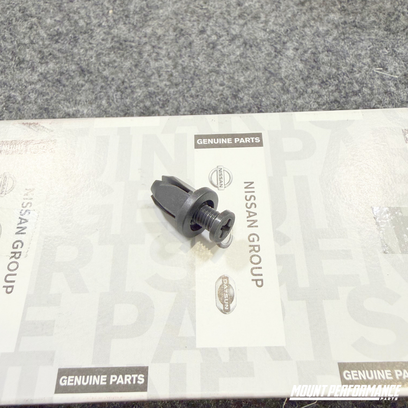 GENUINE NISSAN SCUFF PLATE CLIPS / R32 / S13 / 180SX