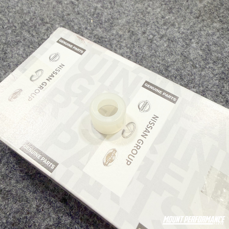 GENUINE NISSAN SHIFTER SNAP LOWER BUSHING