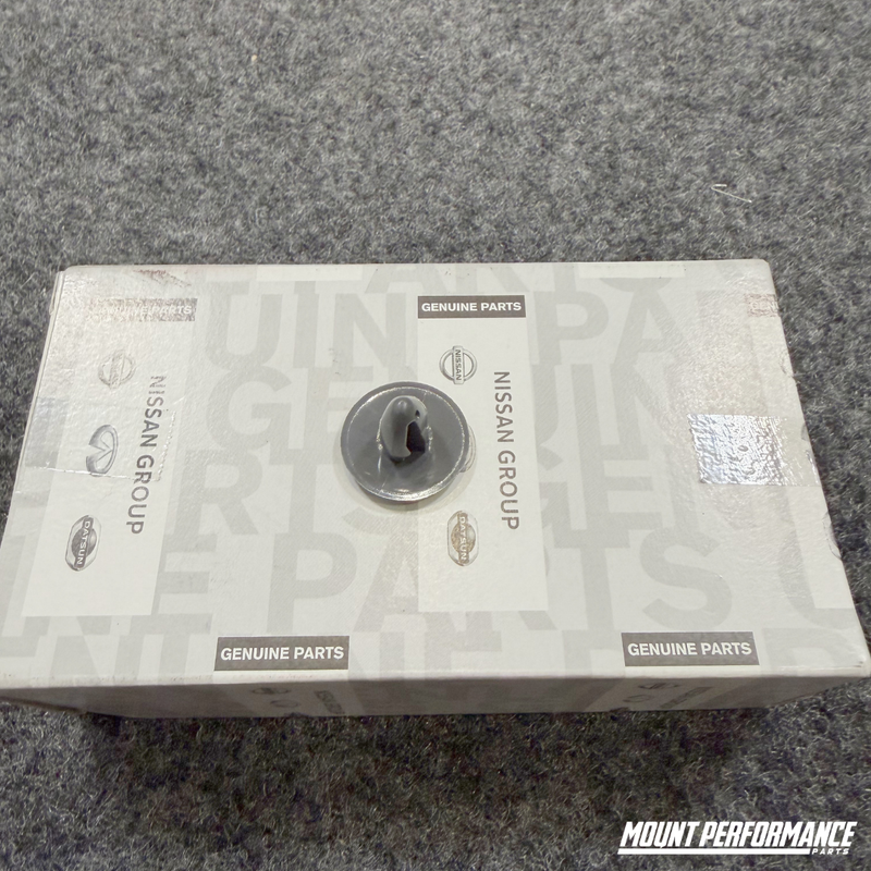 GENUINE NISSAN R32/R33/R34/S13 BOOT TRIM CLIP