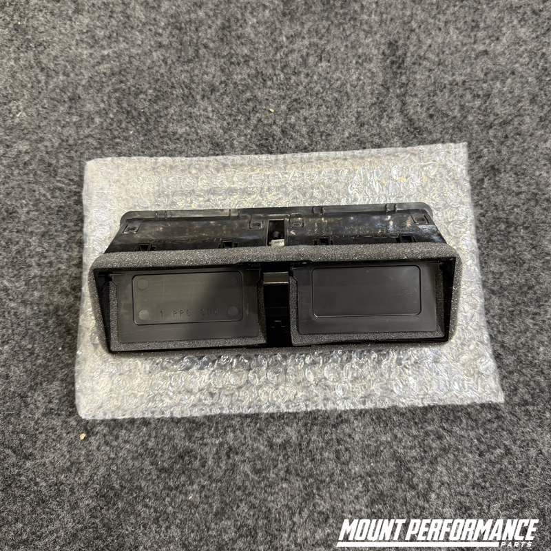 GENUNIE NISSAN R32 GTST/GTR MAIN DASH VENT