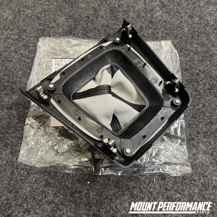 GENUINE MAZDA FC RX7 SHIFTER BOOT/SURRROUND