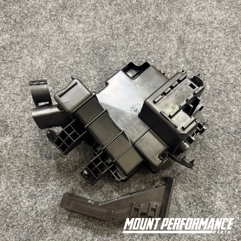 GENUINE NISSAN S14 LOWER ENGINE BAY FUZEBOX ASSEMBLY
