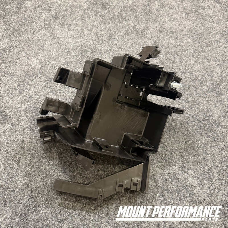 GENUINE NISSAN S14 LOWER ENGINE BAY FUZEBOX ASSEMBLY