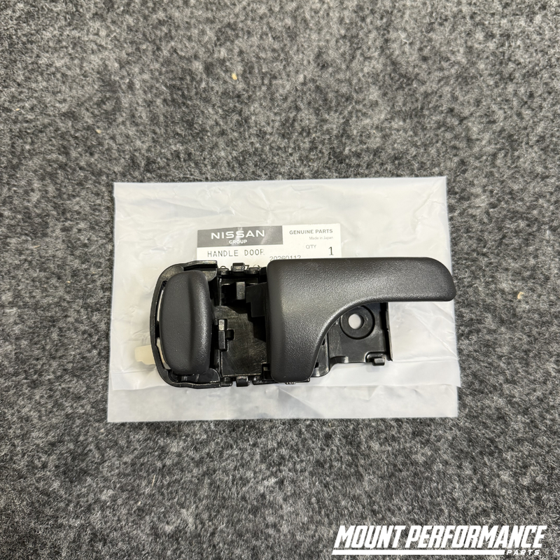 GENUINE NISSAN R32/A31/C33 RH INTERIOR DOOR HANDLE
