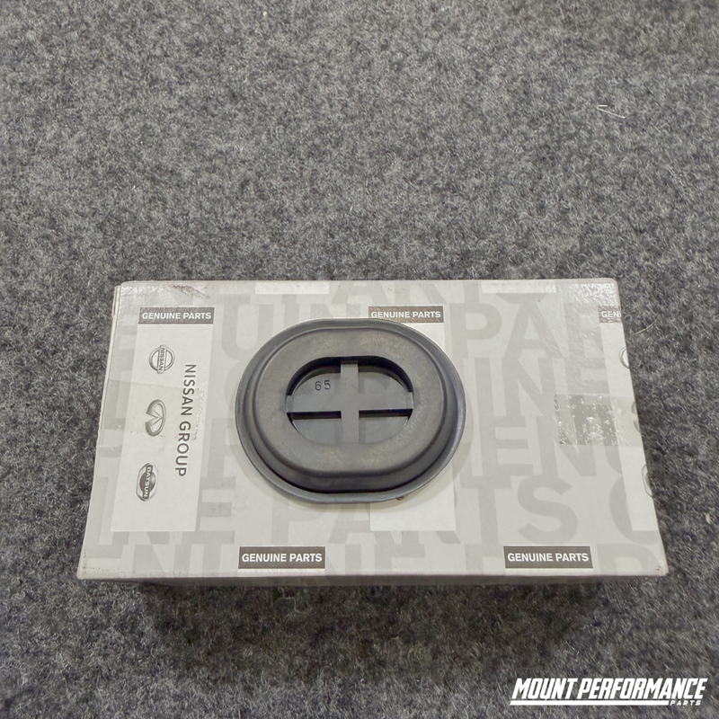GENUINE NISSAN R32/S13/180SX AC FIREWALL RUBBER PLUG