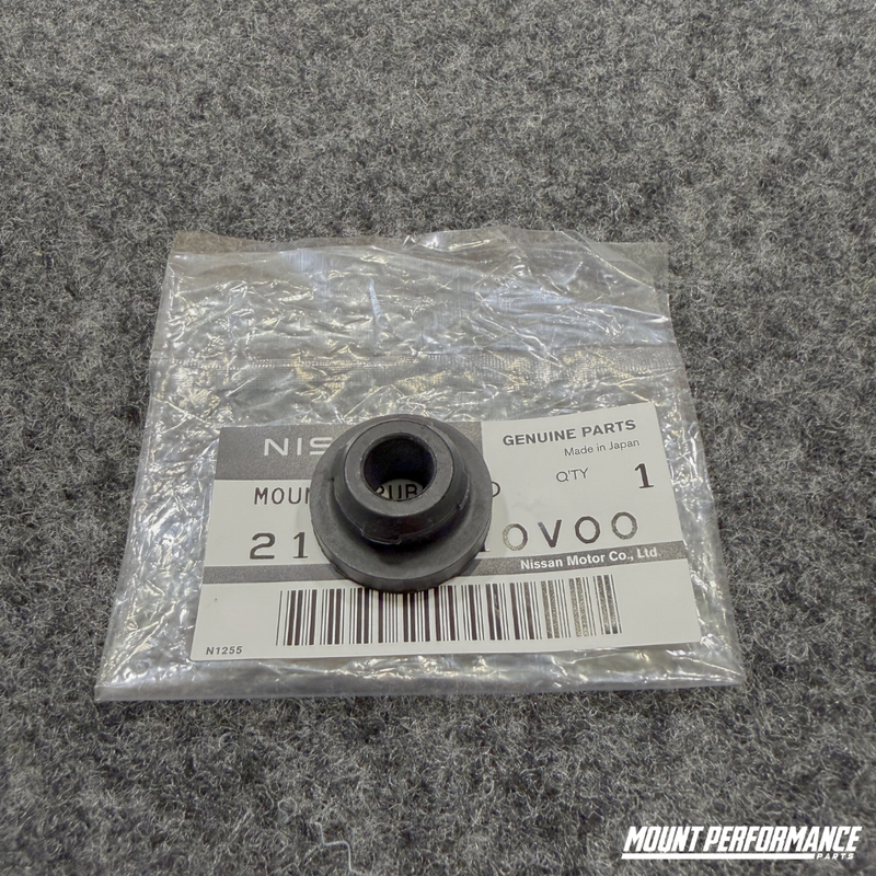 GENUINE NISSAN UPPER RADIATOR BUSHING