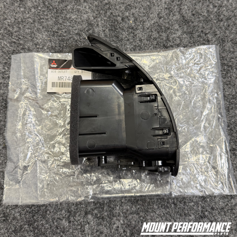 GENUINE MITSUBISHI LANCER EVO 4/5/6 RH DASH VENT