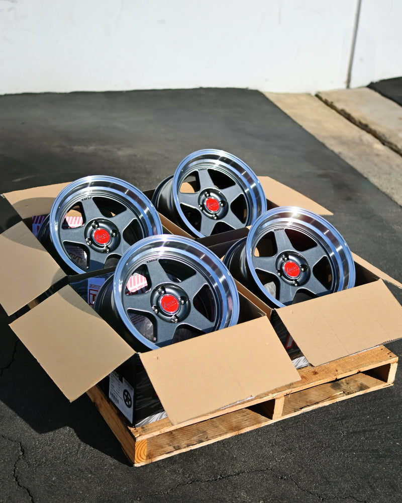 KANSEI STREET KNP 15" - Hyper Silver Machined Lip - Mount Performance Parts